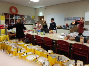 Winterfair heeft 150 tassen voor de Voedselbank opgeleverd!